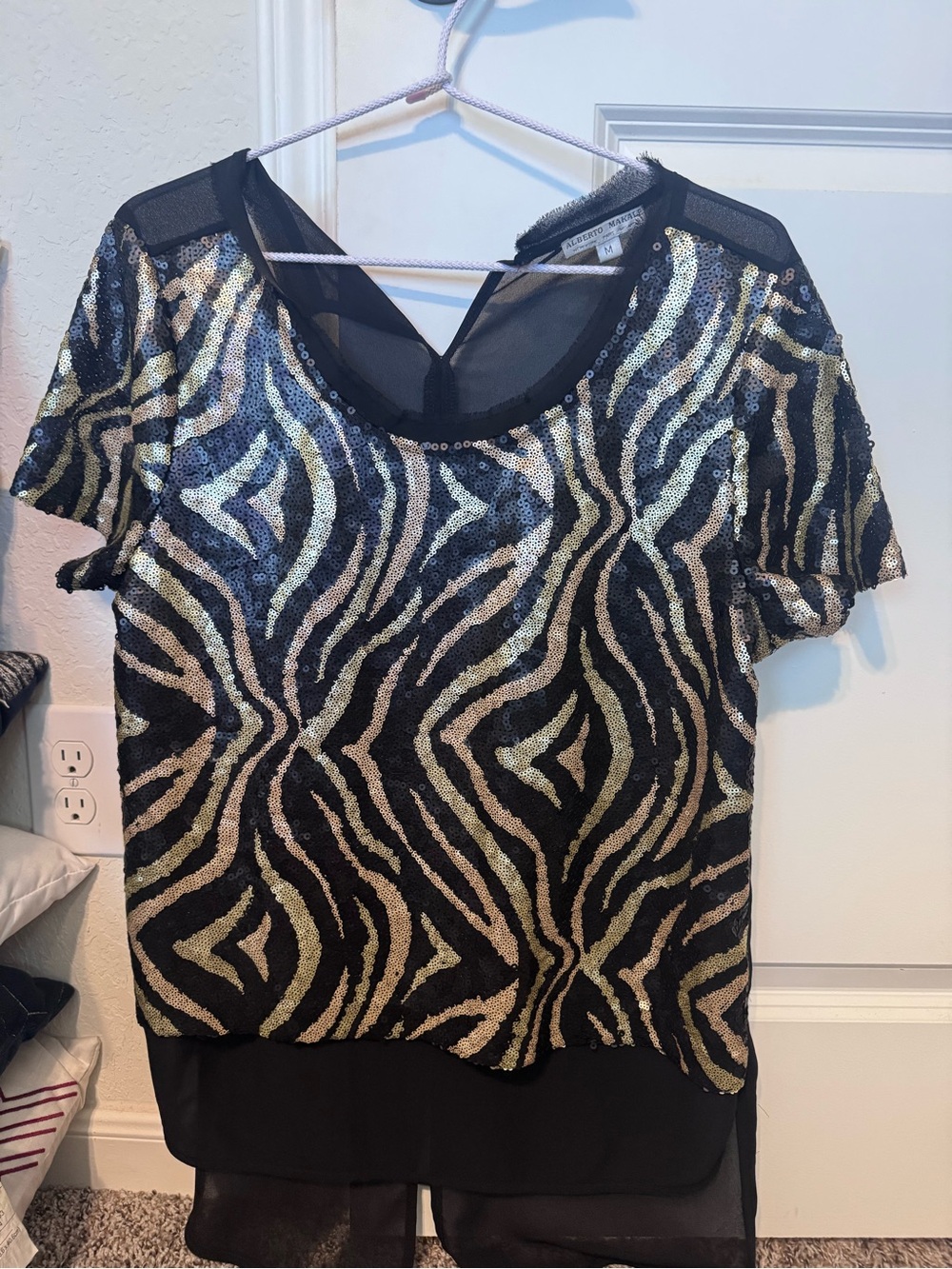 Alberto Makali Black & Gold Sequined Zebra-Print Short Sleeve Top